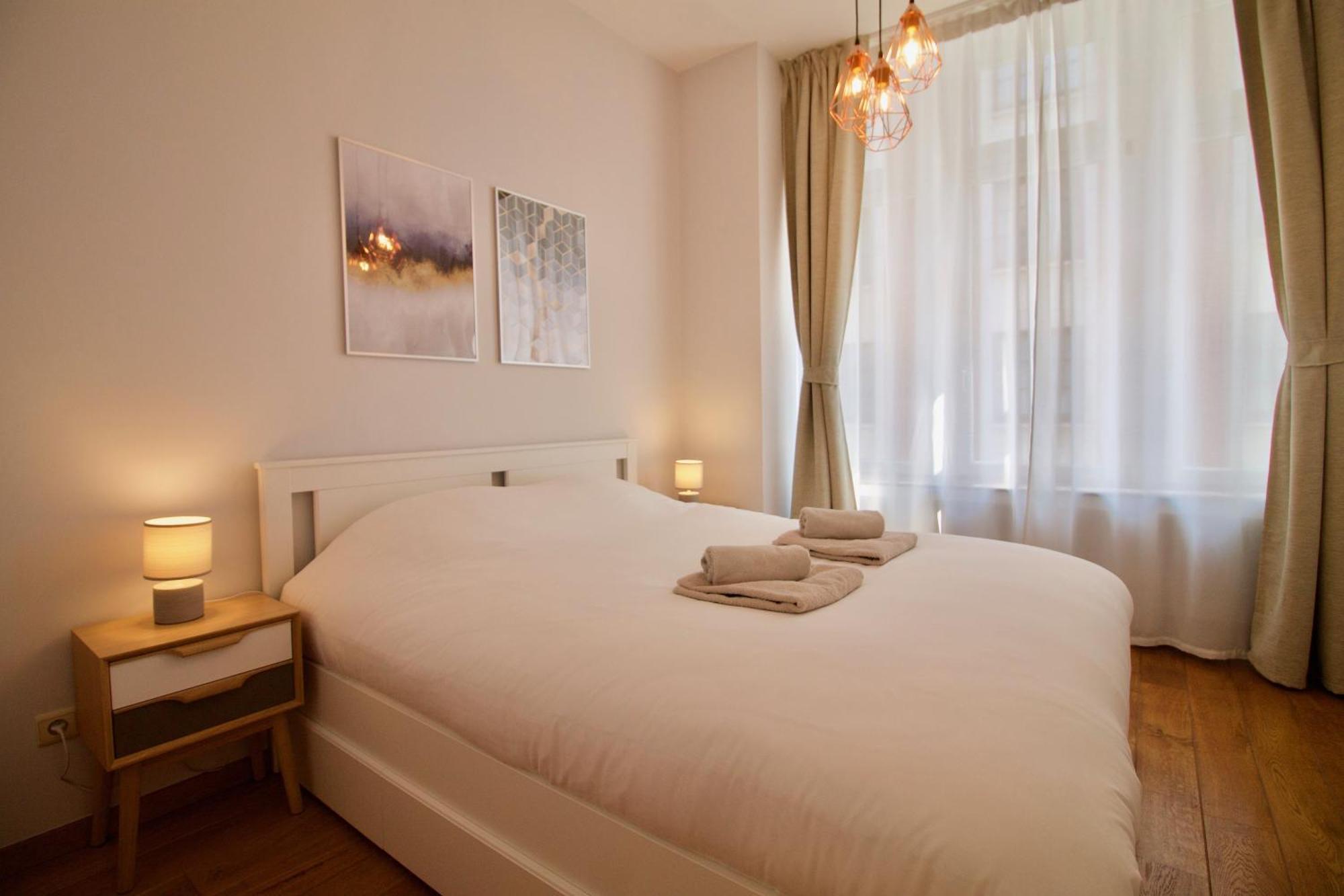 Heart Of Grand Place - Stunning 3br Triplex * Bruxelas