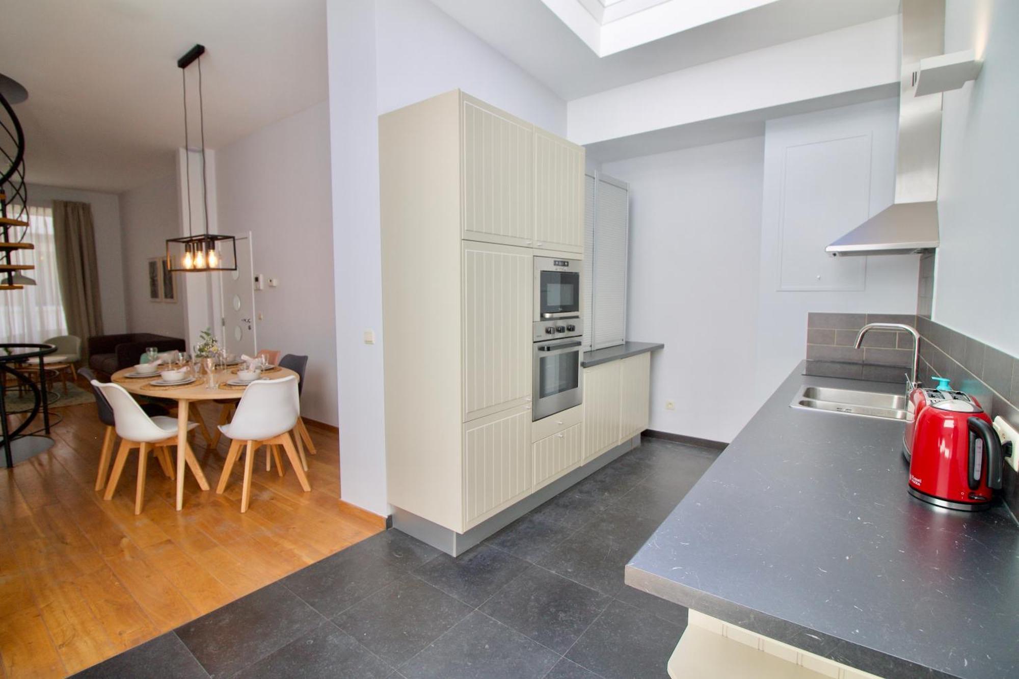 Heart Of Grand Place - Stunning 3br Triplex Bruxelas